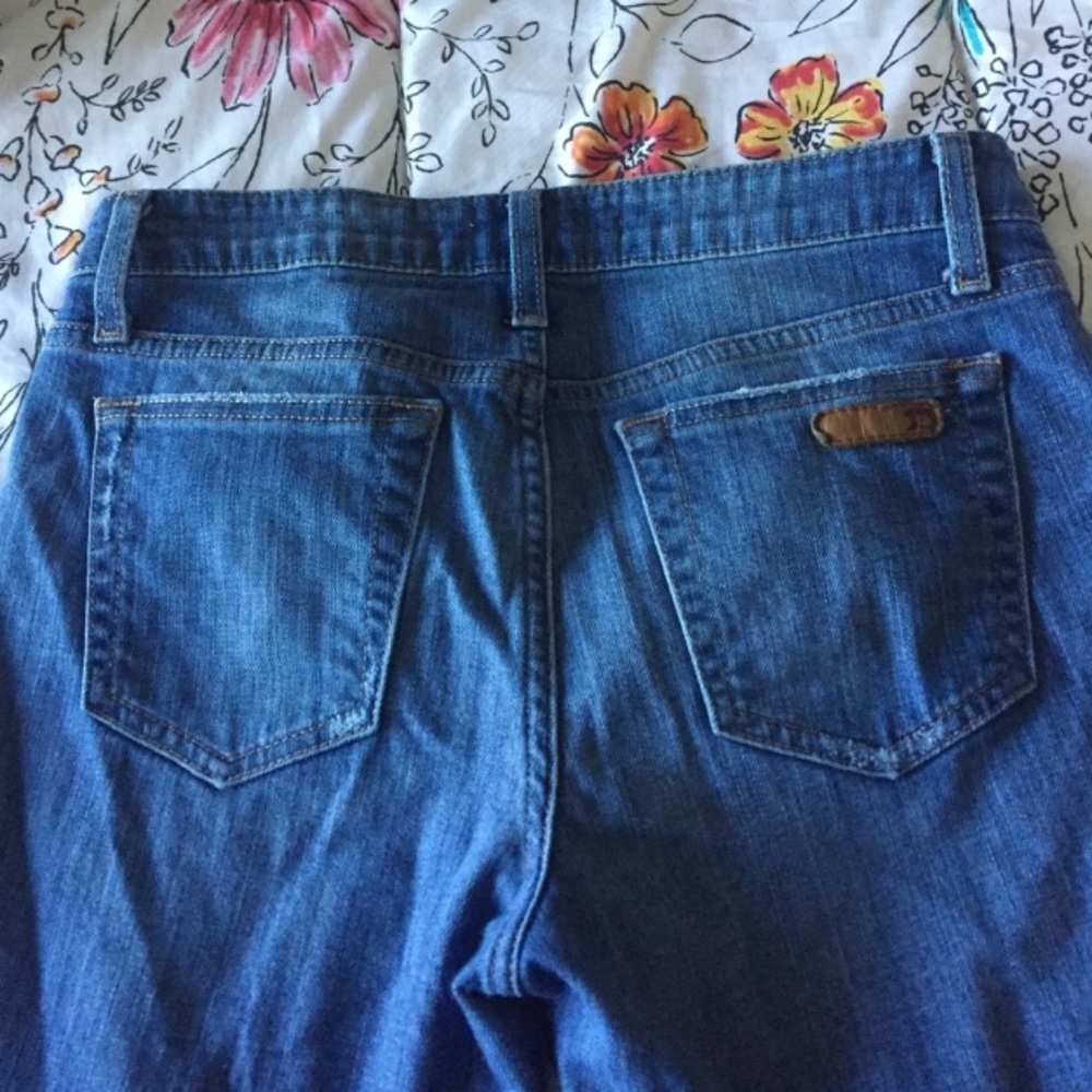 Joe’s Jeans Frida Distressed Jeans - Picture 6 of 7